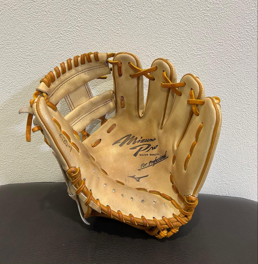 DeNA 柴田選手　グローブ