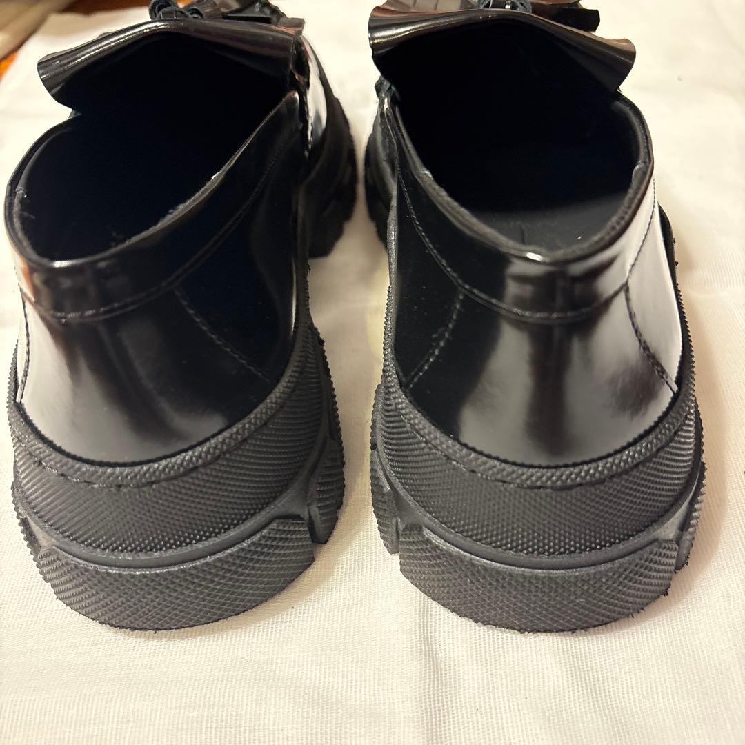 Max Mara Weekend ブラック タッセル付きローファー