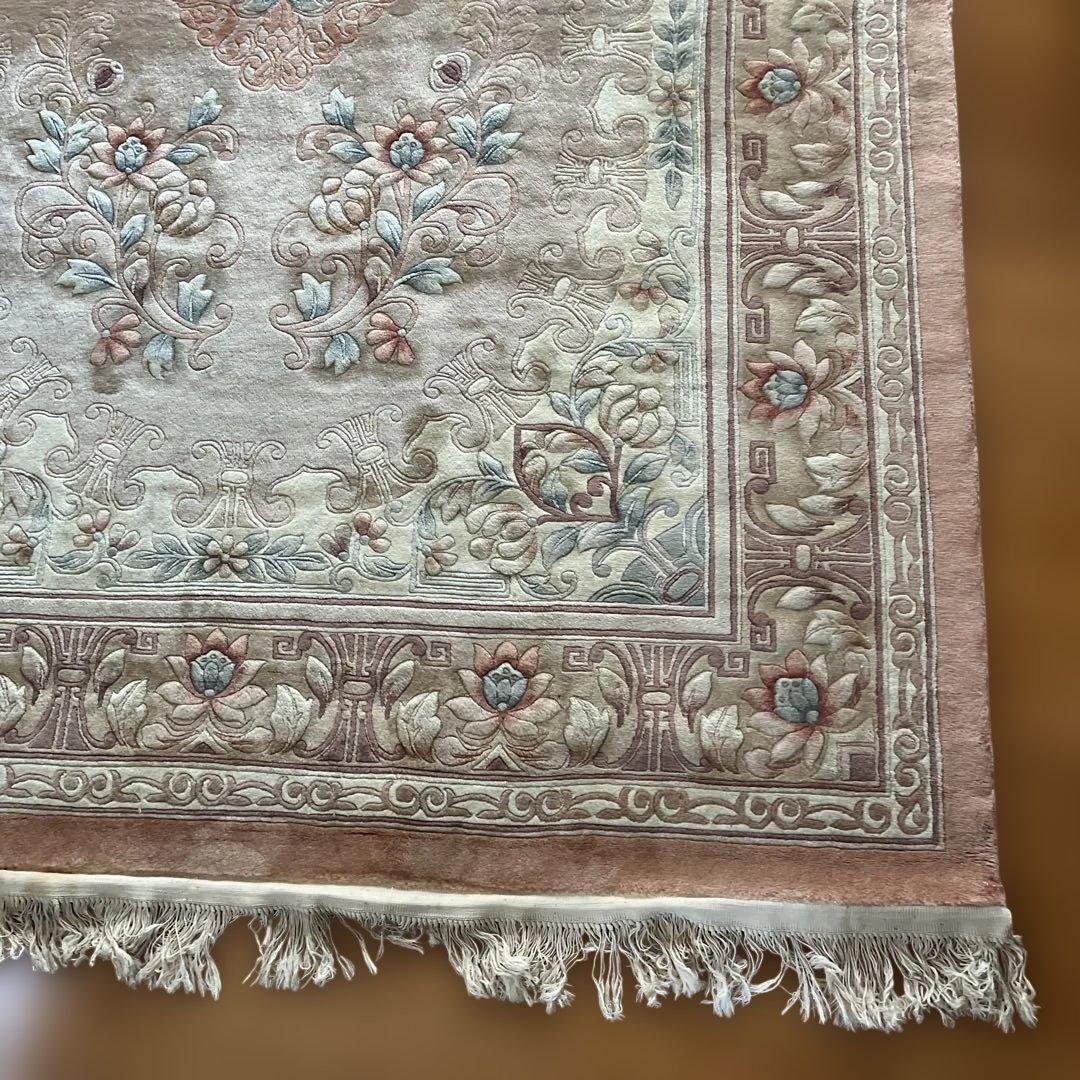 中国緞通　ウール製　千代田絨毯　花柄カーペット 181X 273cm