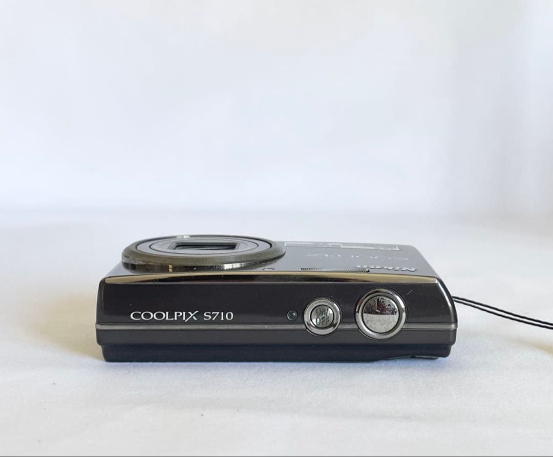 【完動品】Nikon Coolpix S710 デジタルカメラ 動作確認済み