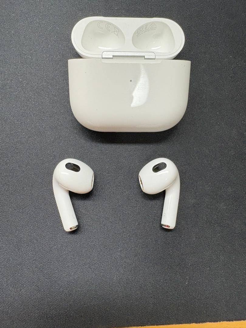 Apple AirPods(第三世代)