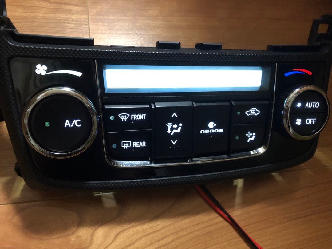 NZE16 カローラ　フィールダー　前期　エアコンパネル　LED打ち替え 2