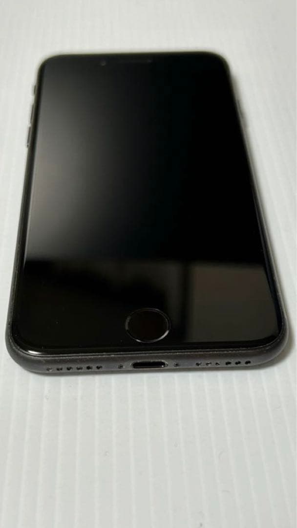 iPhone 8 256GB 本体