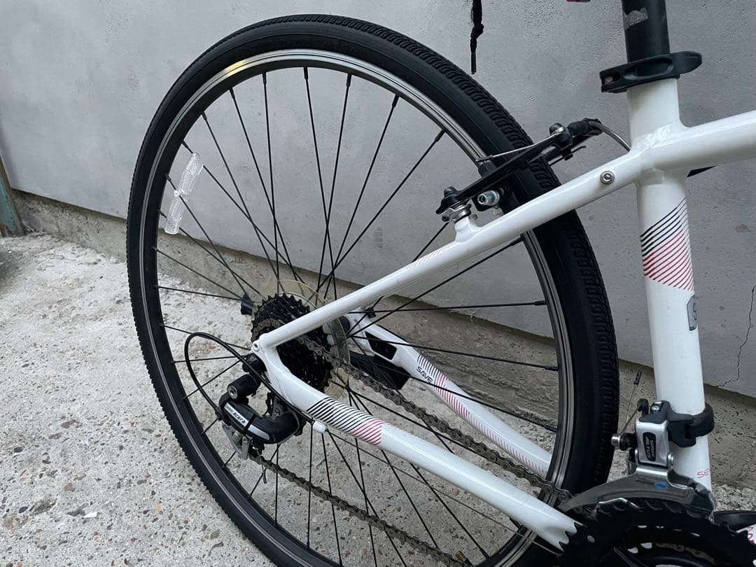 近隣配達可能　割と綺麗　キャノンデール　クイック　Sサイズ　白