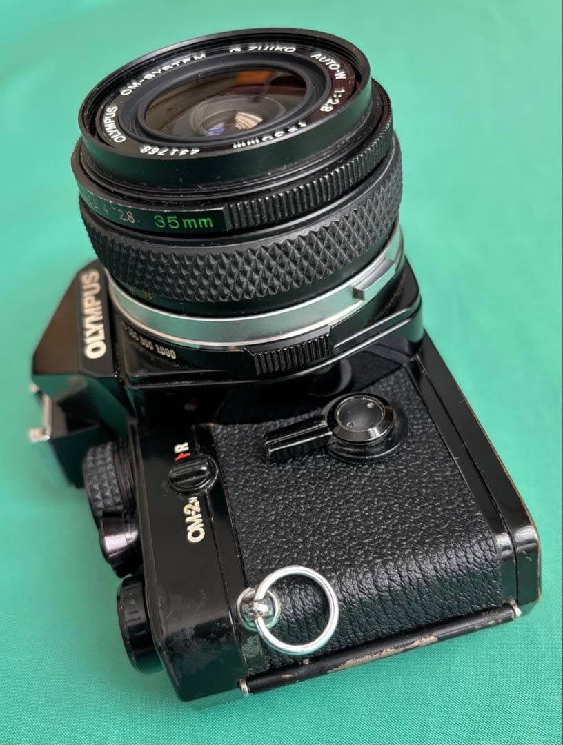 ★ OLYMPUS OM-2N BLACK + 広角レンズ 35mm