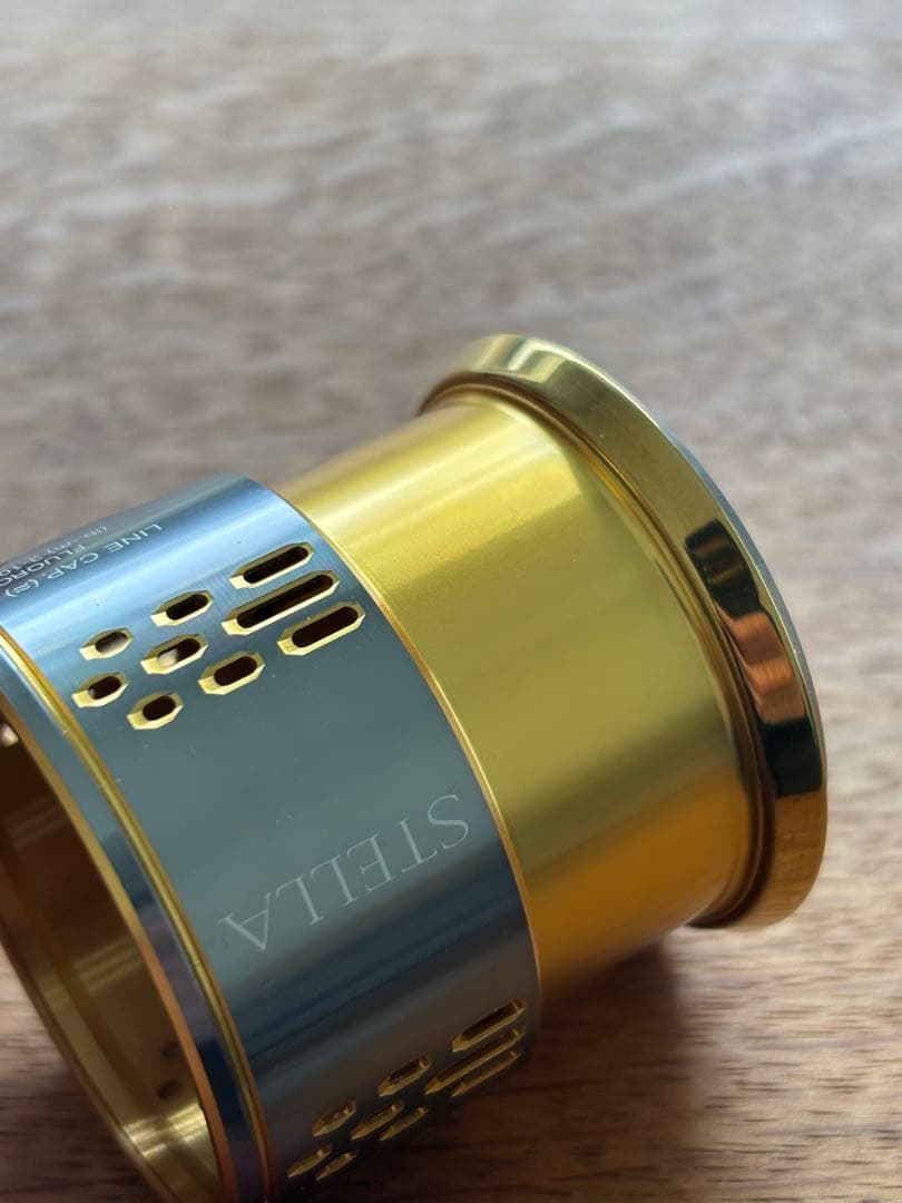 18ステラ スプール 2500 F3 夢屋　美品