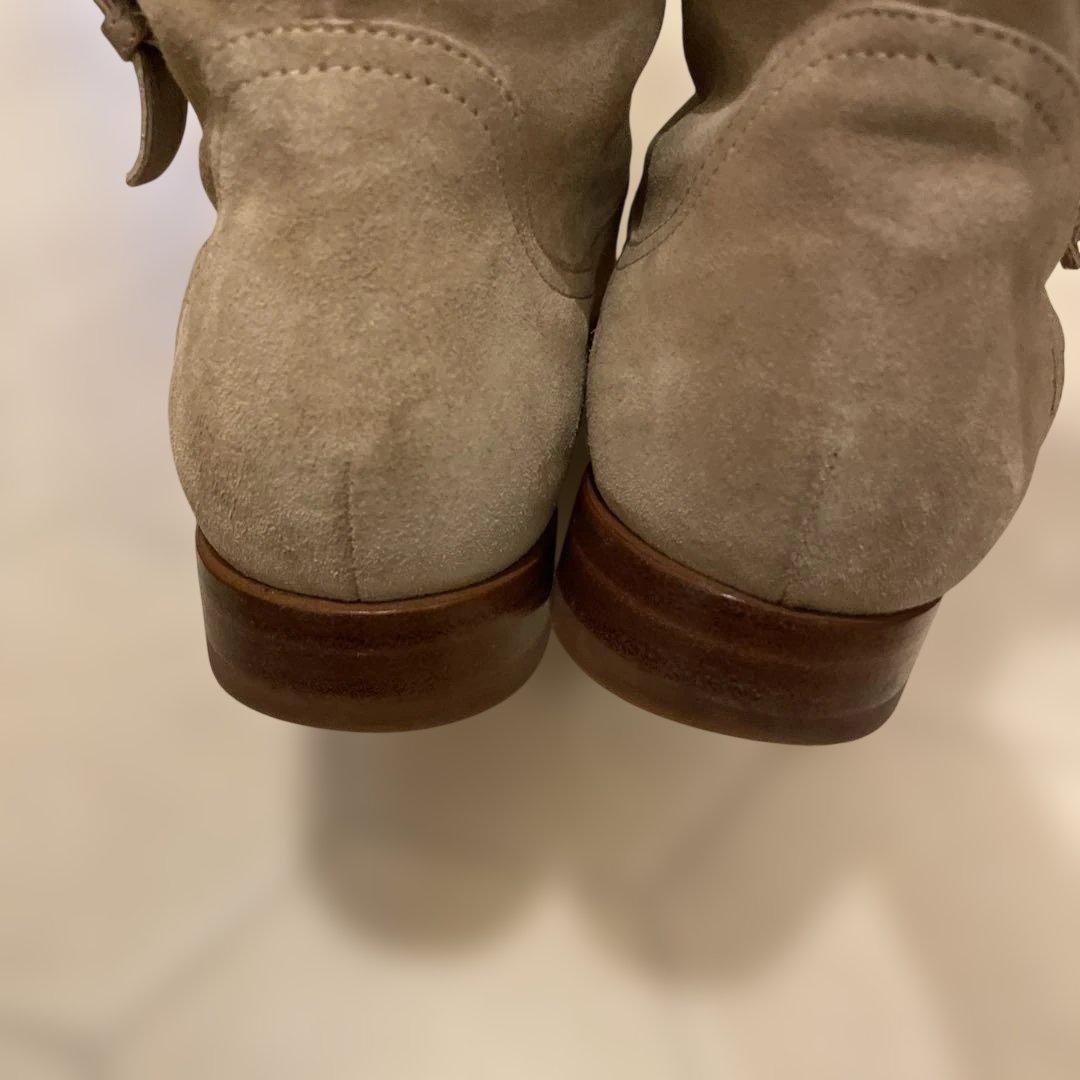 ベージュ スエード ロールトップブーツ