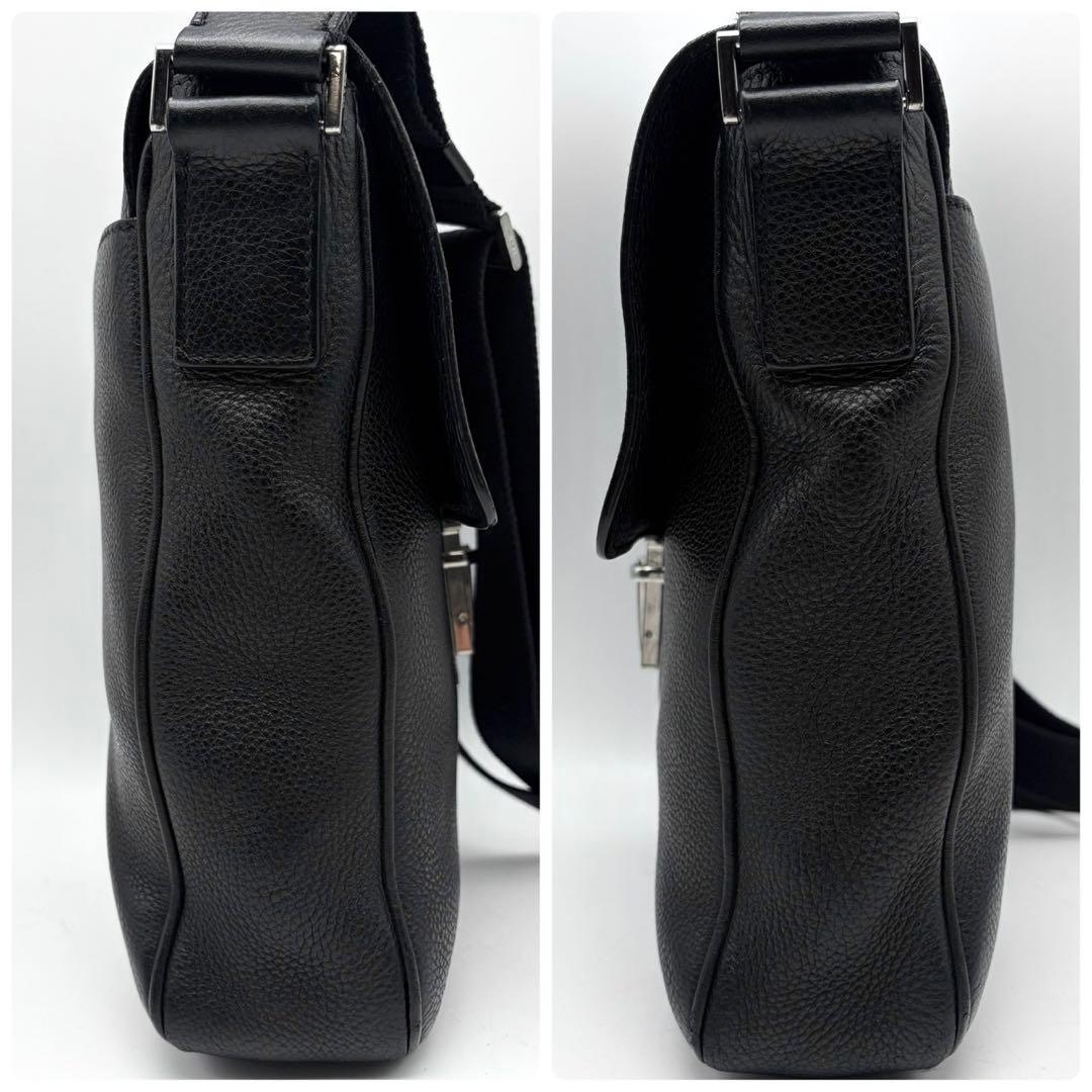 プラダ ショルダーバッグ ヴィッテロ レザー ロック ブラック