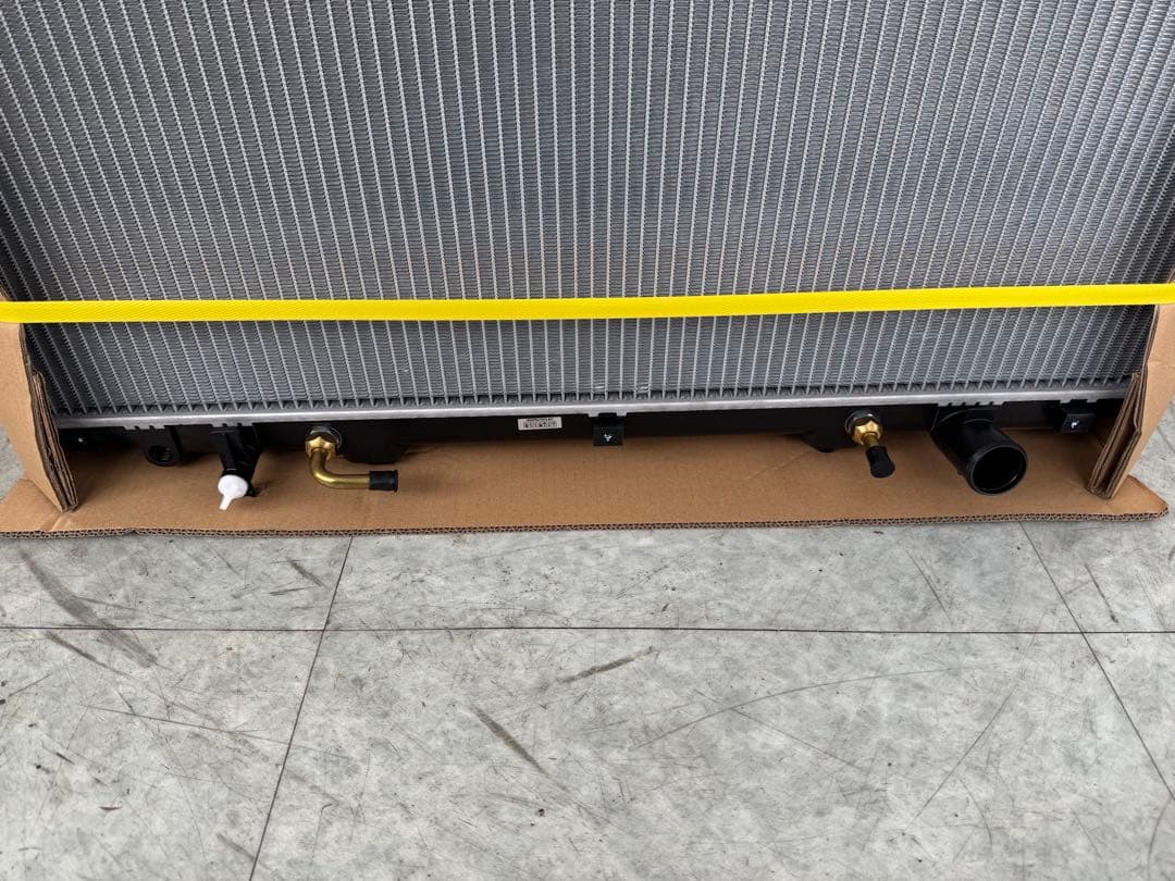 KOYORADO ラジエーター トヨタ アリスト PL010647