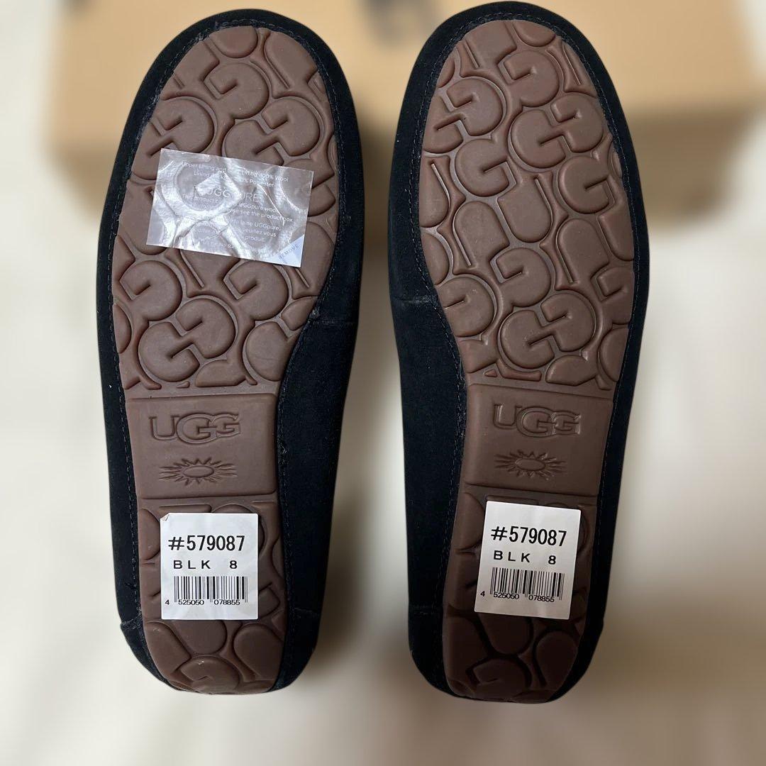 UGG ウォータープルーフ品番1106878 サイズ8