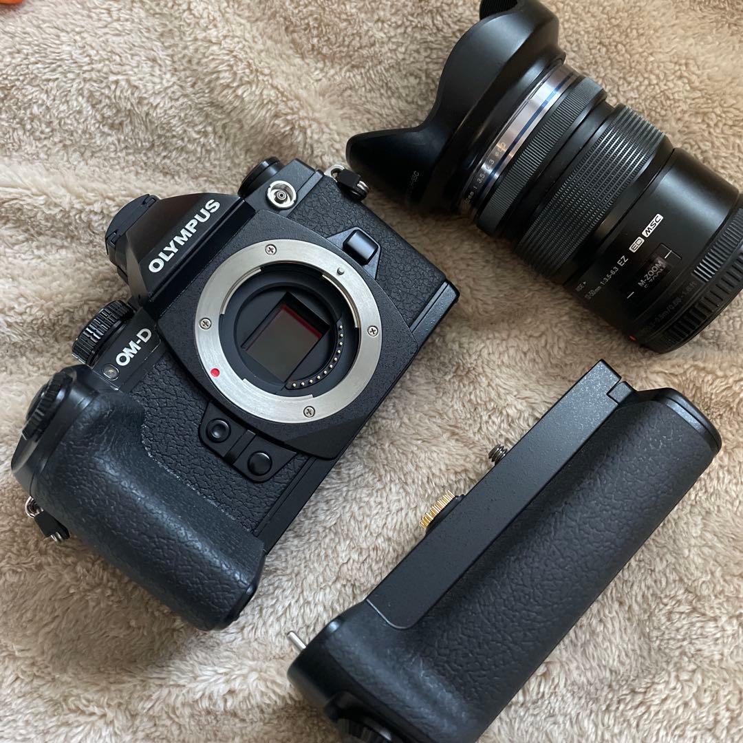 ぶ*ん様 OLYMPUS OM-D E-M1 ミラーレス一眼カメラ
