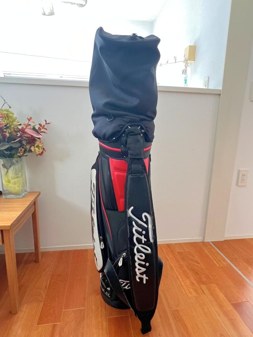 Titleist 大型キャディバッグ フード付き 収納力抜群 中古 タイトリスト