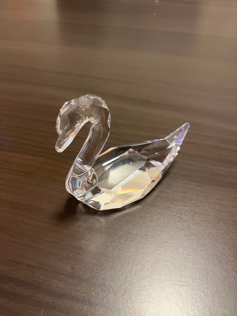 特別価格！ スワロフスキー　スワンのはばたき　クリスタル白鳥 置物ミラー台座付き