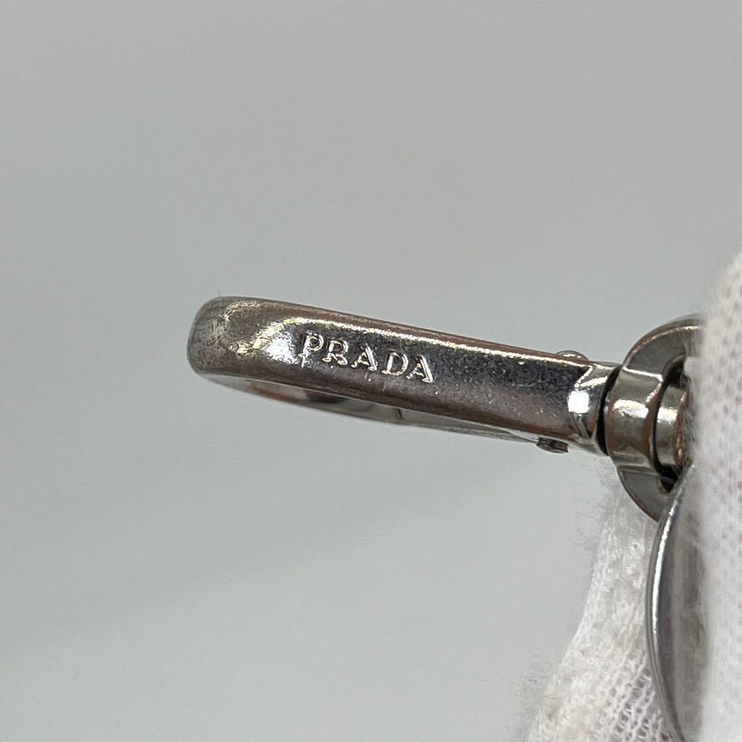 PRADA キーリング キーホルダー トライアングルロゴ サフィアーノレザー 黒