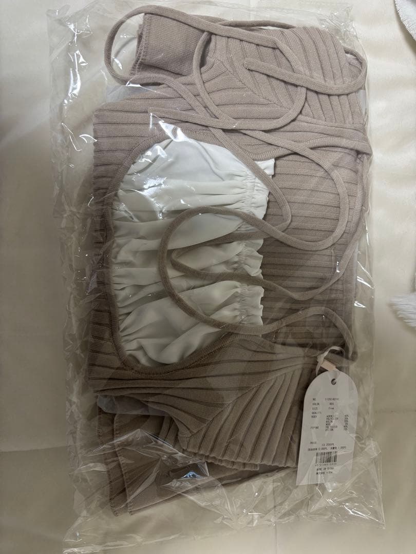 ネックリボンデザインフレアニットミニワンピース