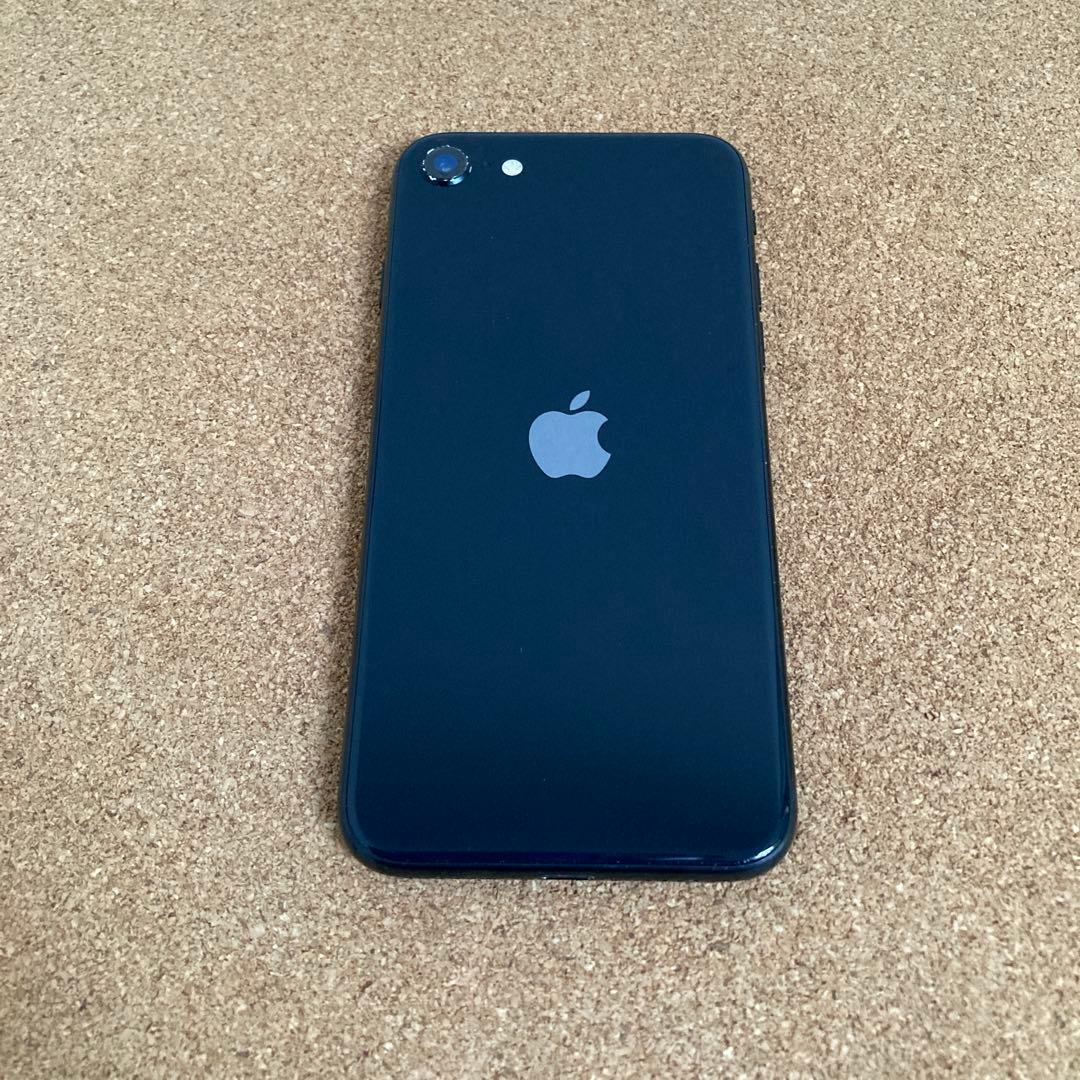 4009【早い者勝ち】電池新品☆iPhoneSE3 64GB SIMフリー☆