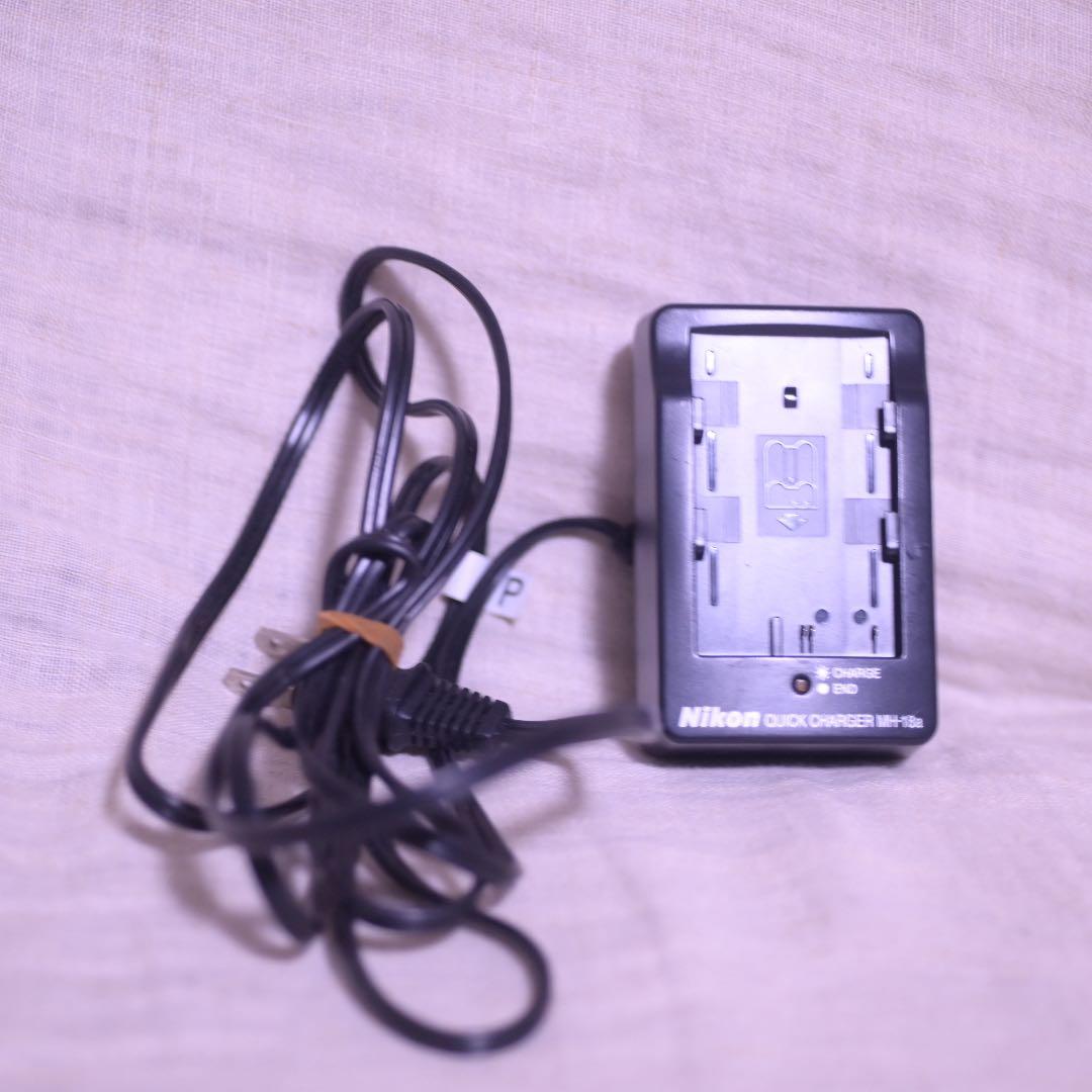 Nikon D90 純正バッテリーグリップ付き