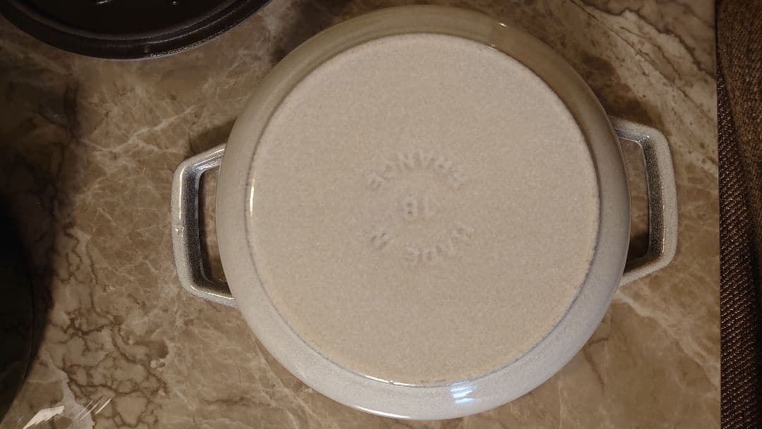 Staub ワナベ カンパーニュ M 18cm