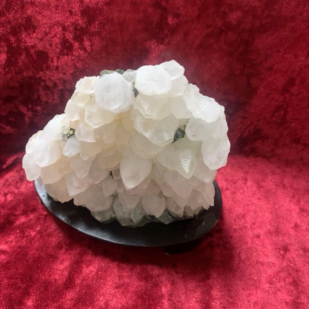 水晶クラスター黄鉄鉱入り　青森産