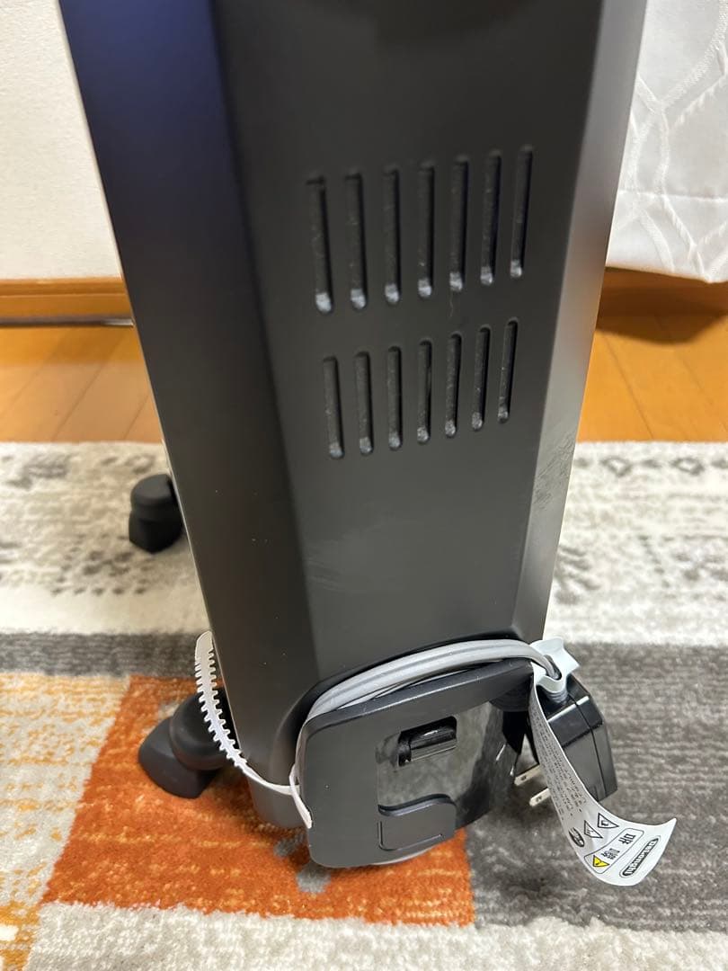 Delonghi オイルヒーター ブラック KHD410812-PB