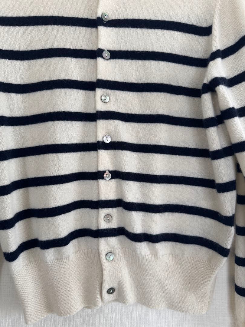 GALERIE VIE スコットランドカシミヤ クルーネックカーディガン