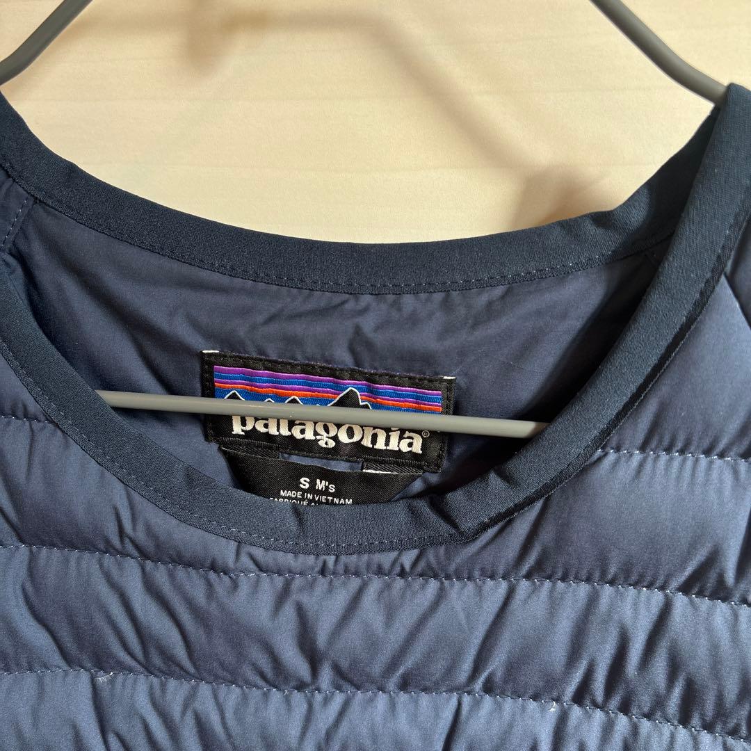 専用　patagonia ネイビー ダウンジャケット S サイレント　クルー