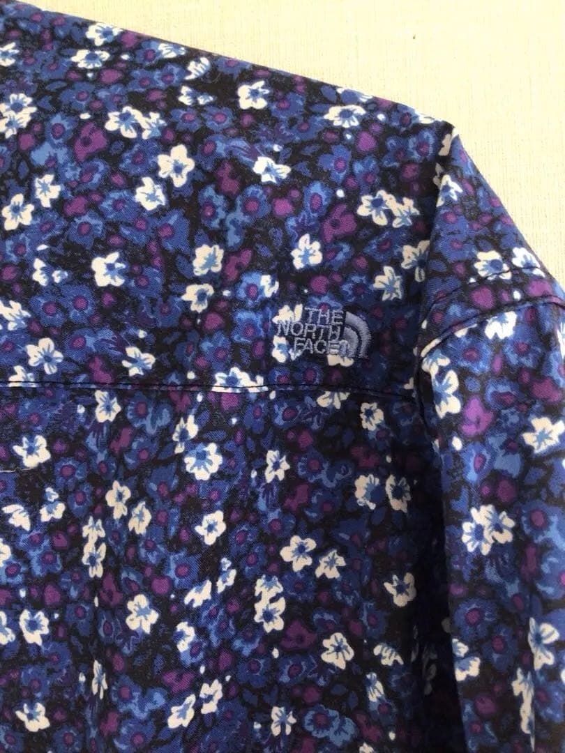 新品タグ付き ノースフェイスパープルレーベル フラワープリントクロップドシャツ