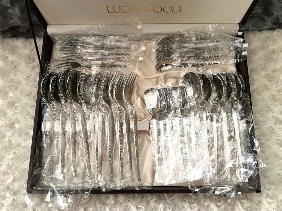 ラッキーウッド　カトラリーセット　デラックス　ディナーセット〈35本セット〉※