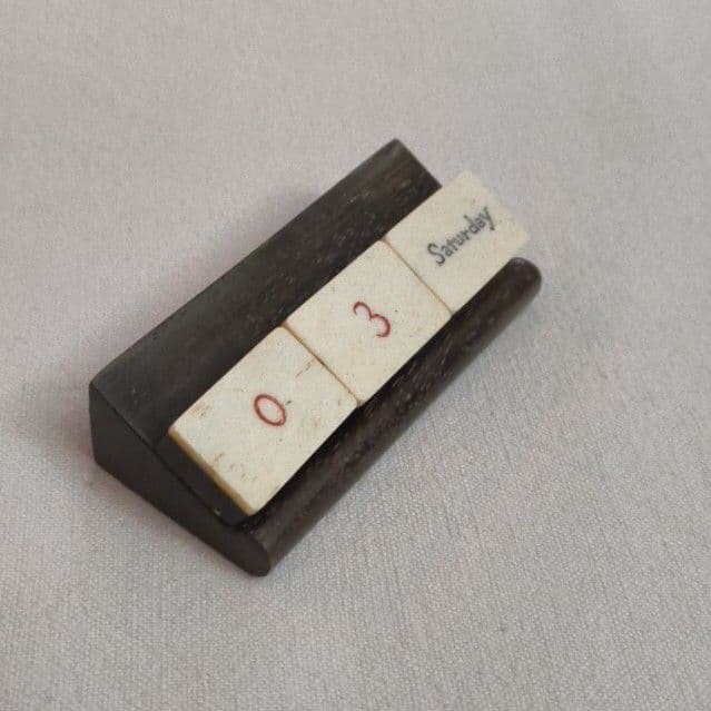 デイリーカレンダー 卓上 水牛角 ビンテージ 未使用品