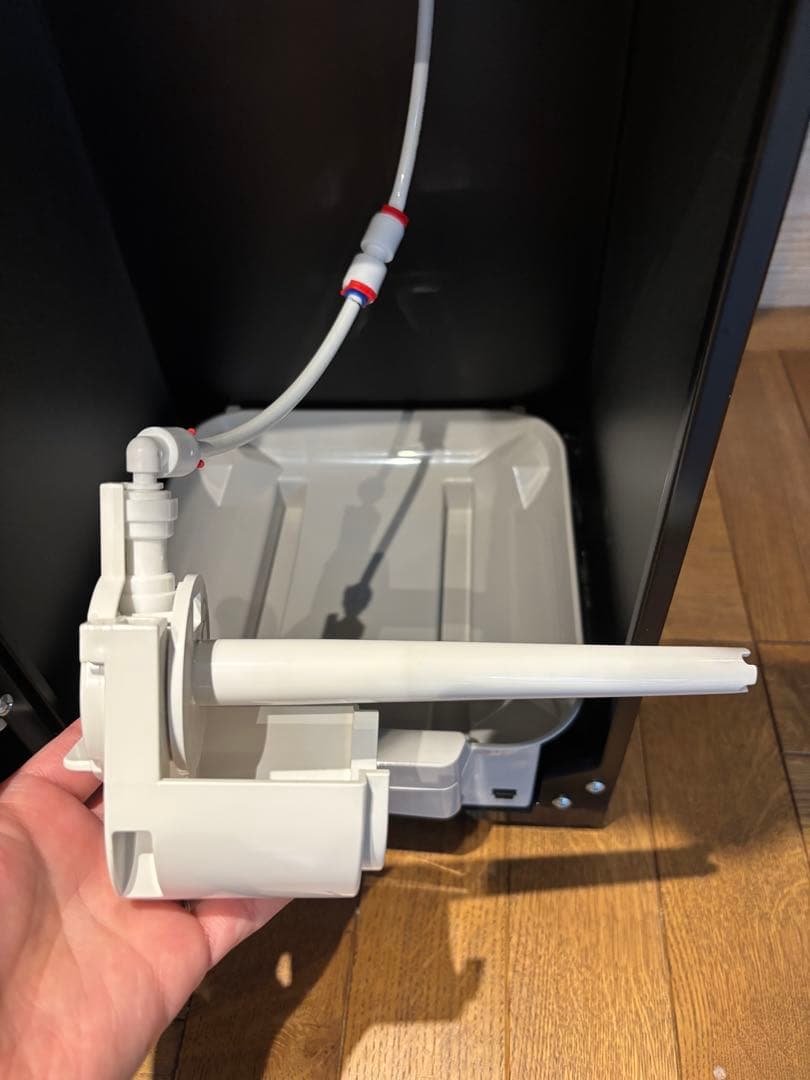 ウォーターサーバー　プレミアムウォーター famfit黒