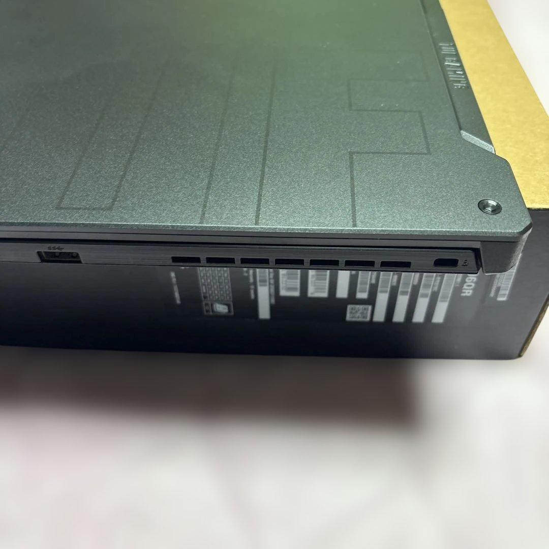 Windowsノート本体 TUF Gaming A17 FA706QR