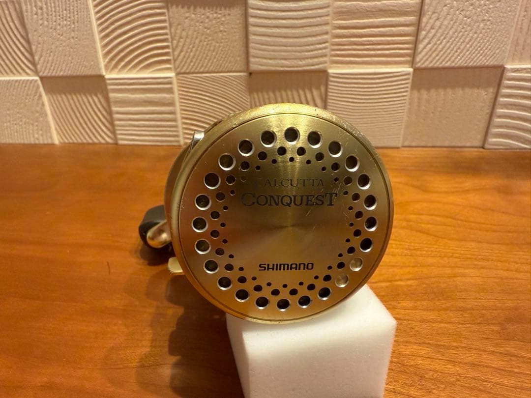 シマノ　01カルカッタコンクエスト100