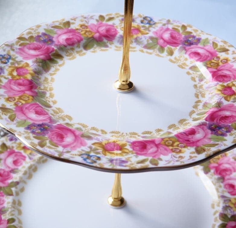 ロイヤルアルバート　セレナ　スリーティアーズ　スタンド　F4