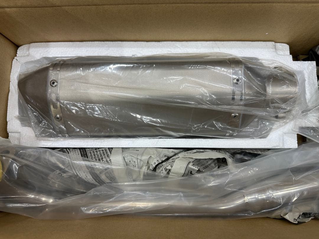 ハンターカブCT125 新品未使用 リアルスピード マフラー セイバーソリッド