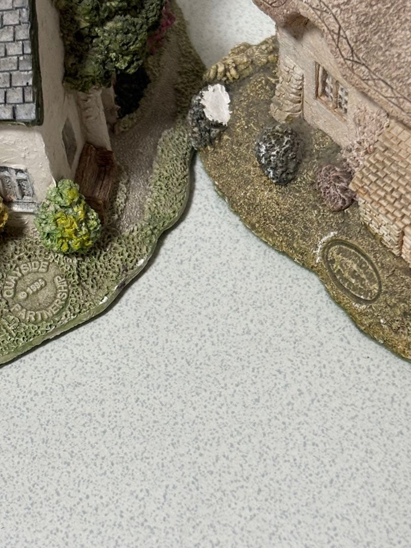 PENTHOUSE & PAVEMENT village bakery 置物