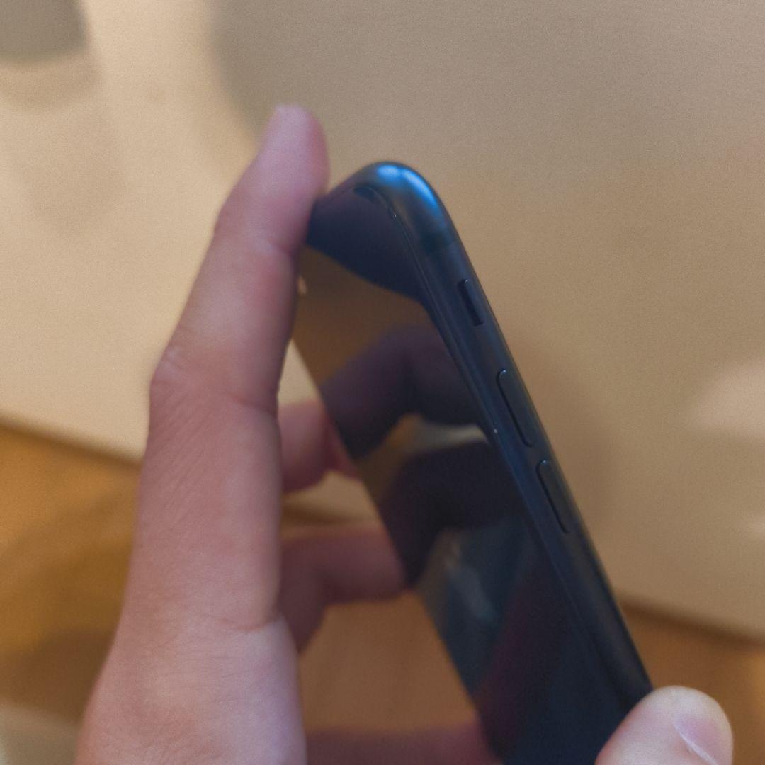 SIMフリー iphone SE 第2世代