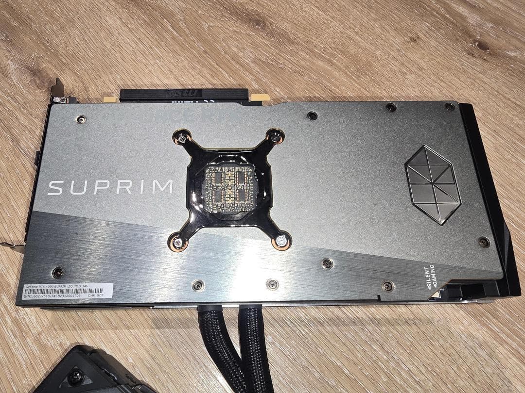 【超美品】GeForce RTX 4090 SUPRIM LIQUID 24GB