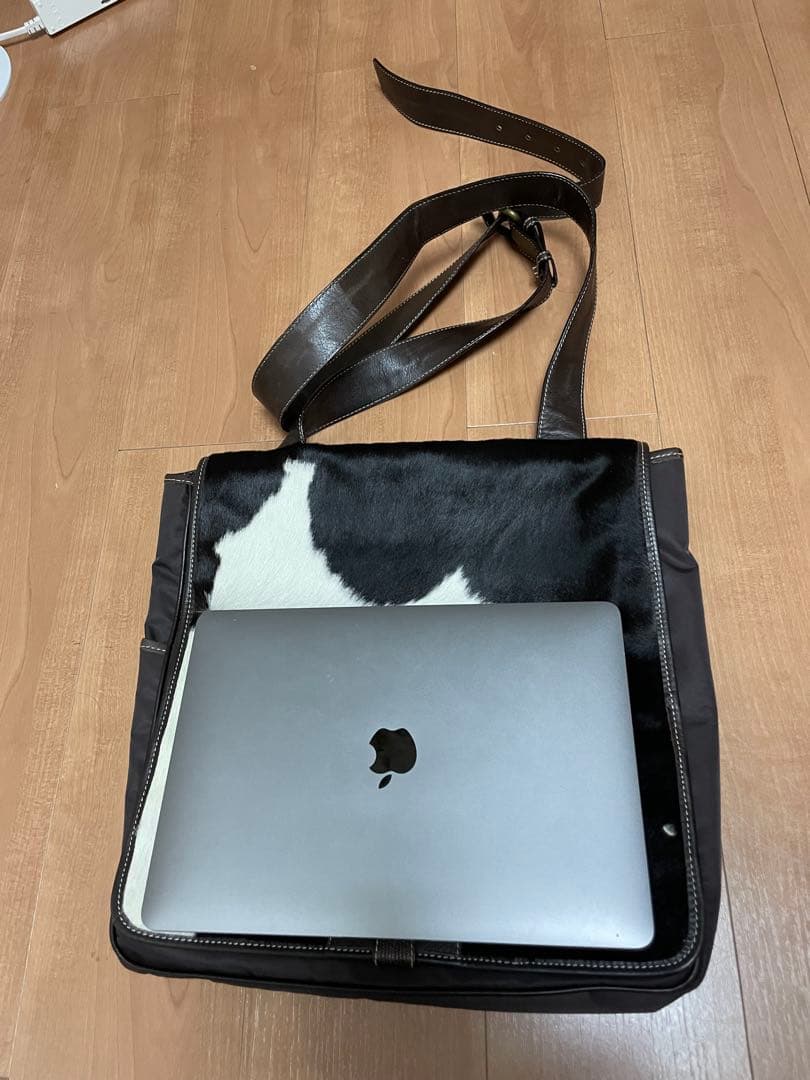 DOLCE&GABBANA クロスボディショルダーバッグハラコ