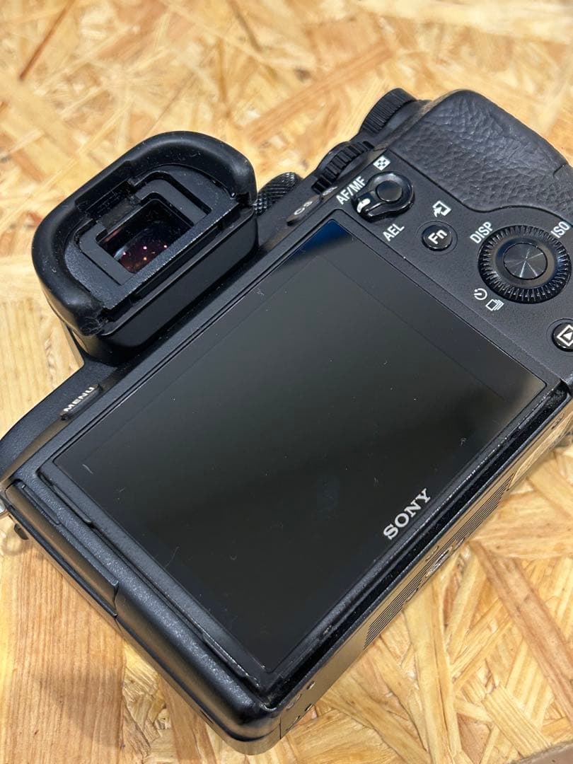 Sony α7 II ミラーレスカメラ