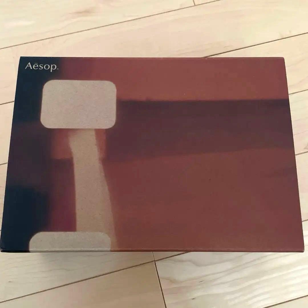 イソップ　Aesop スクリーン　1