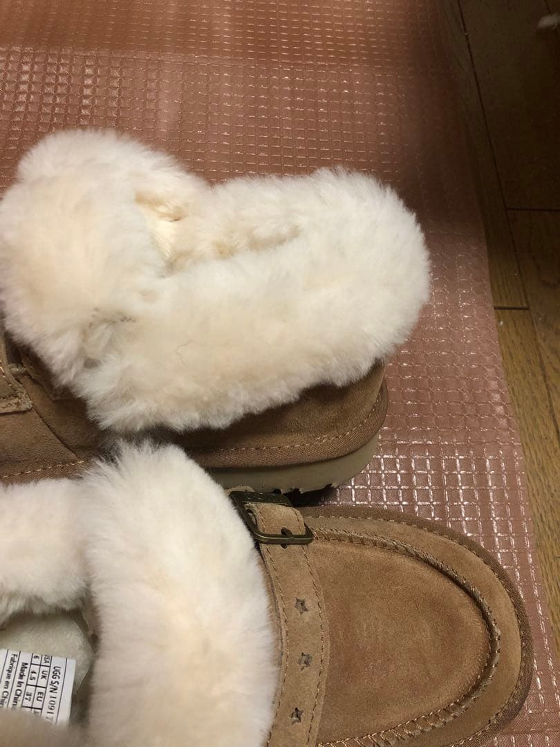 ベージュ スエード ファー モカシン23cmサイズ6