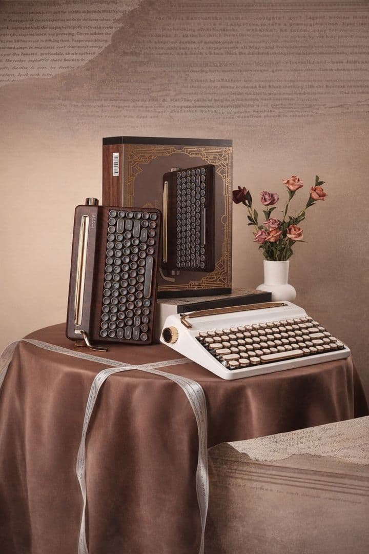 レトロタイプライター風 ワイヤレスキーボード木目調｜Bluetooth対応