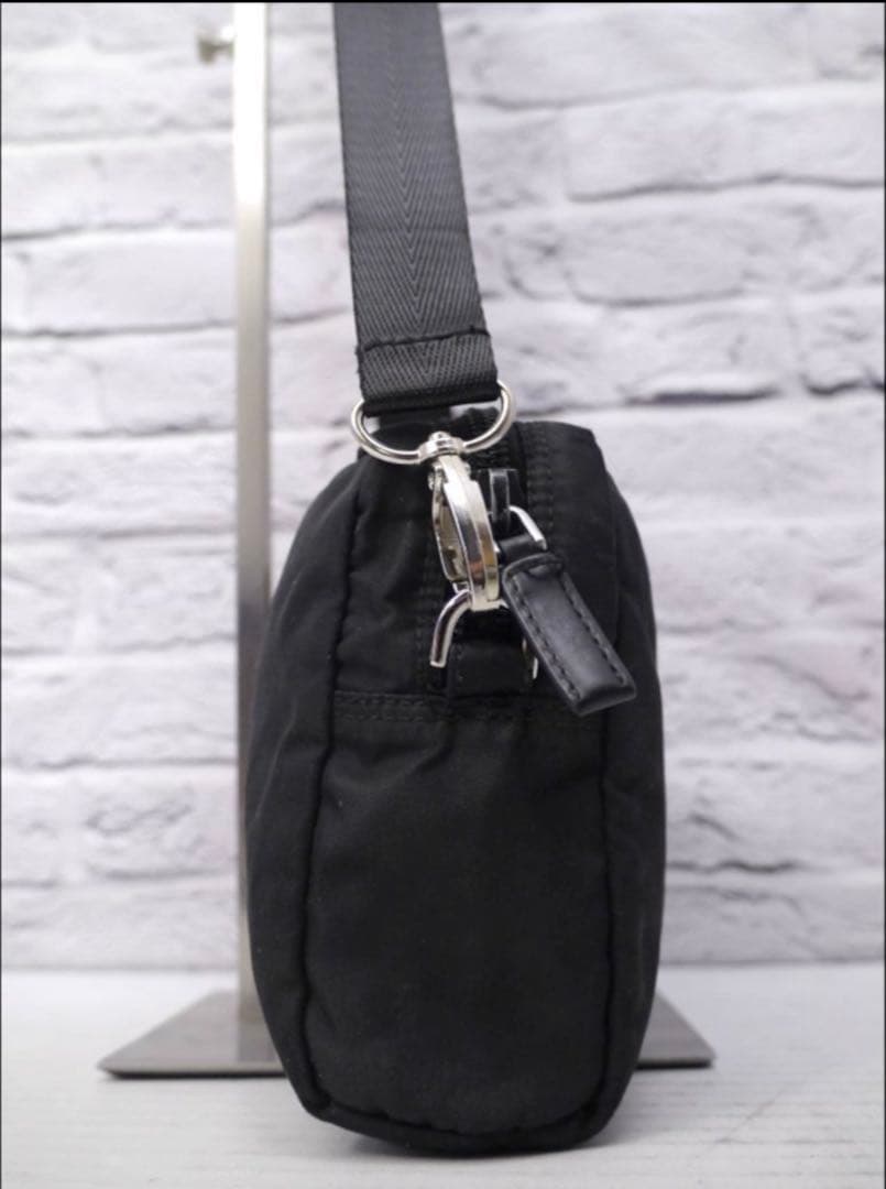 ◆ PRADA プラダ ナイロンxレザー ショルダー カメラ バッグ ポーチ 黒