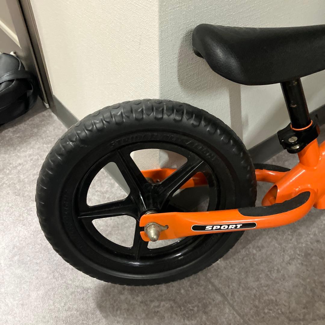 箱付ストライダーSTRIDER バランスバイク 12インチ オレンジ日本正規品