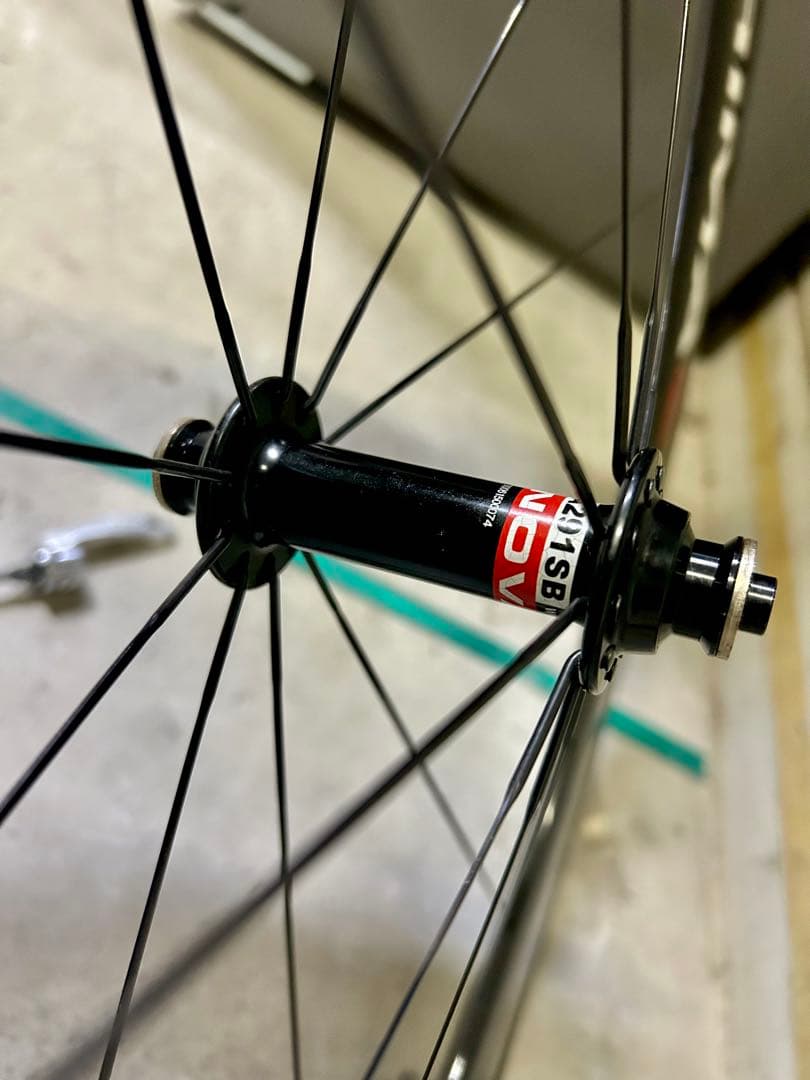 ◆鬼軽いカーボンホイール＋タイヤ重量0.93g！◆