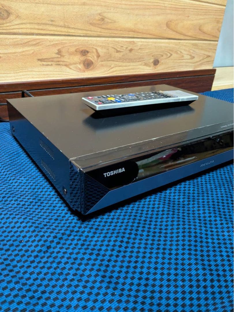 ラスト値下げ‼️TOSHIBA ブルーレイレコーダー リモコン付き