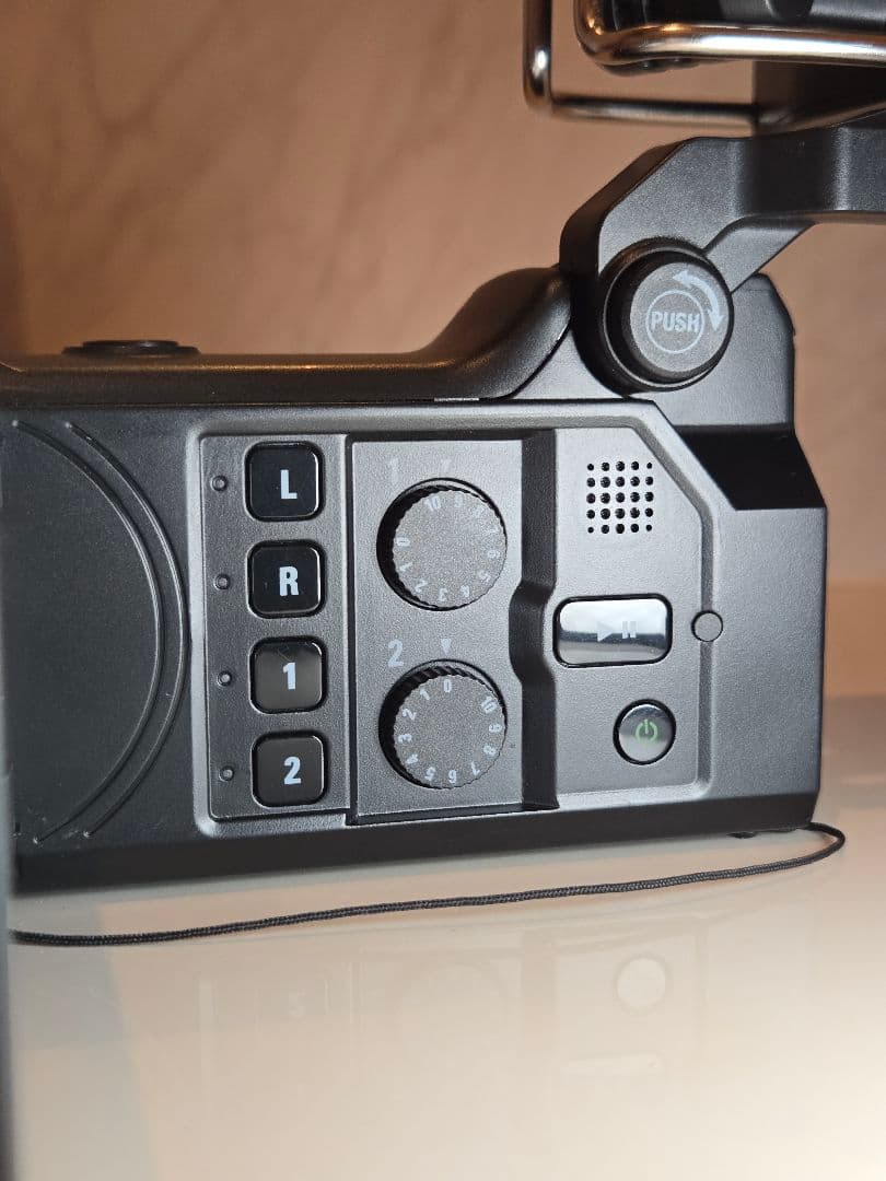 ZOOM Q8 ハンディビデオレコーダー