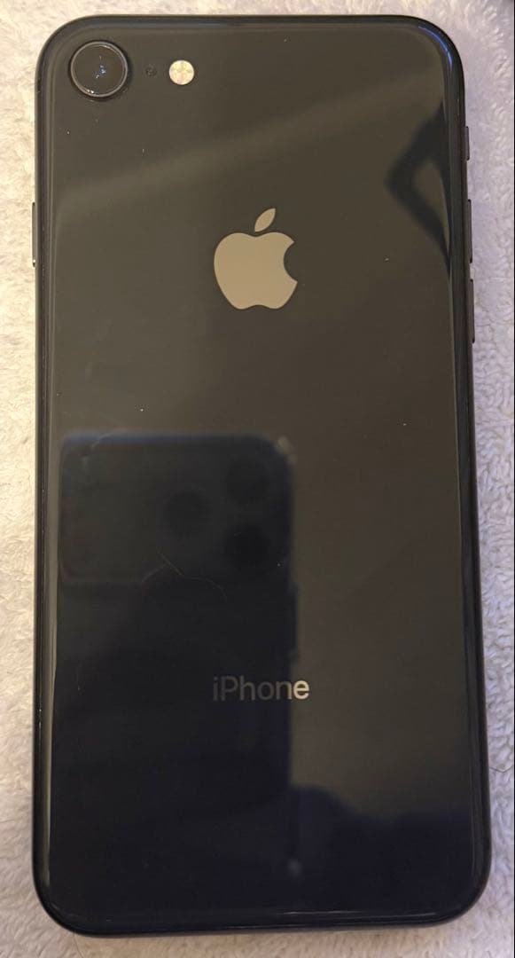 【美品】iPhone8 64GB バッテリー100%