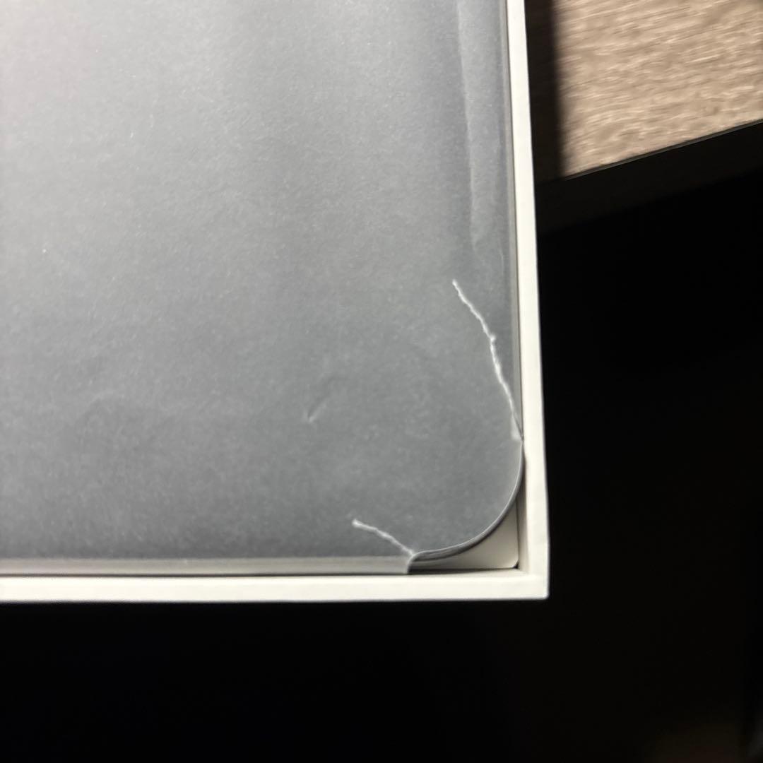 〈Lucia〉 IPad Air 13インチ 128GB WiFiモデル