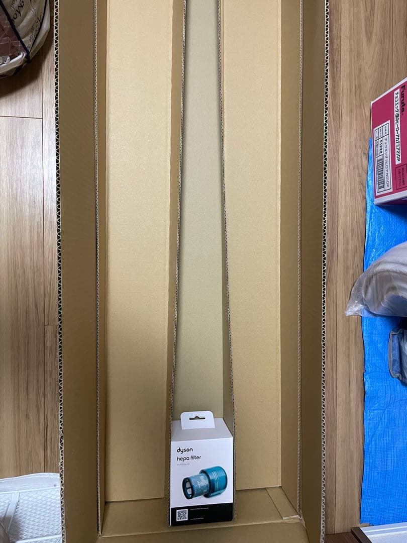 【最終値下げ】【新品】ダイソン　V12コードレス掃除機